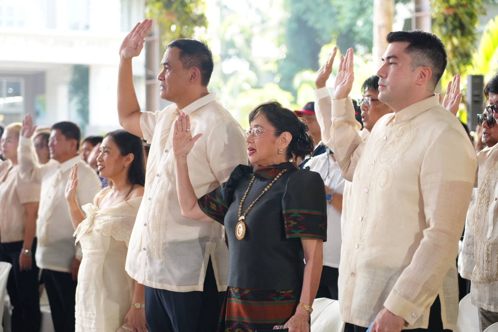 Gov. Vilma Santos-Recto Returns to serve Batangas with Executive Orders that focuses on Health, Education, Risk Reduction, and Peace and Order
